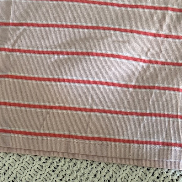 GAP Pink & Coral Stripe Tee – Size Large, Soft Ribbed Knit, Short Sleeve - Picture 4 of 7